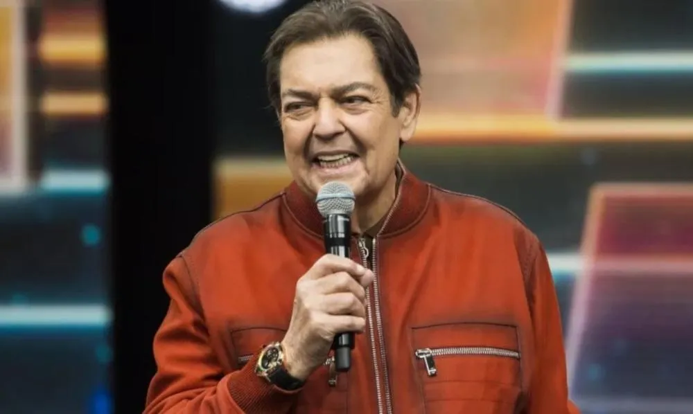 Após passar por dois transplantes, Faustão recebe alta hospitalar