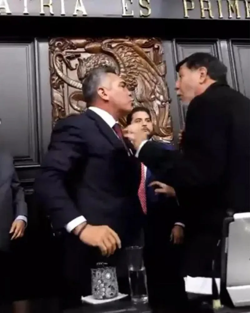 Senadores mexicanos trocam agressões em debate sobre intervenção dos EUA