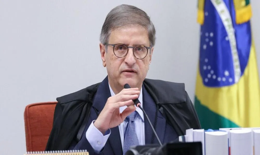 Bolsonaro usava Abin para “espionar adversários políticos”, revela Paulo Gonet