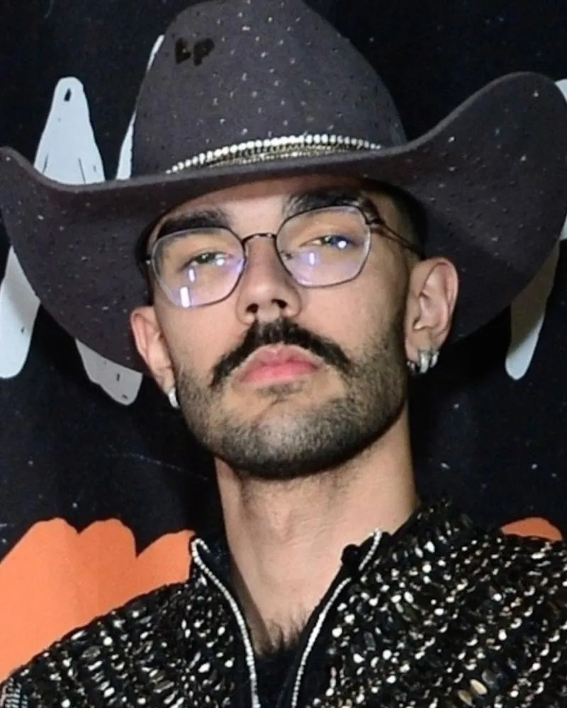 Luan Pereira comenta episódio com Dado Dolabella: “Foi um doido que chegou me empurrando”
