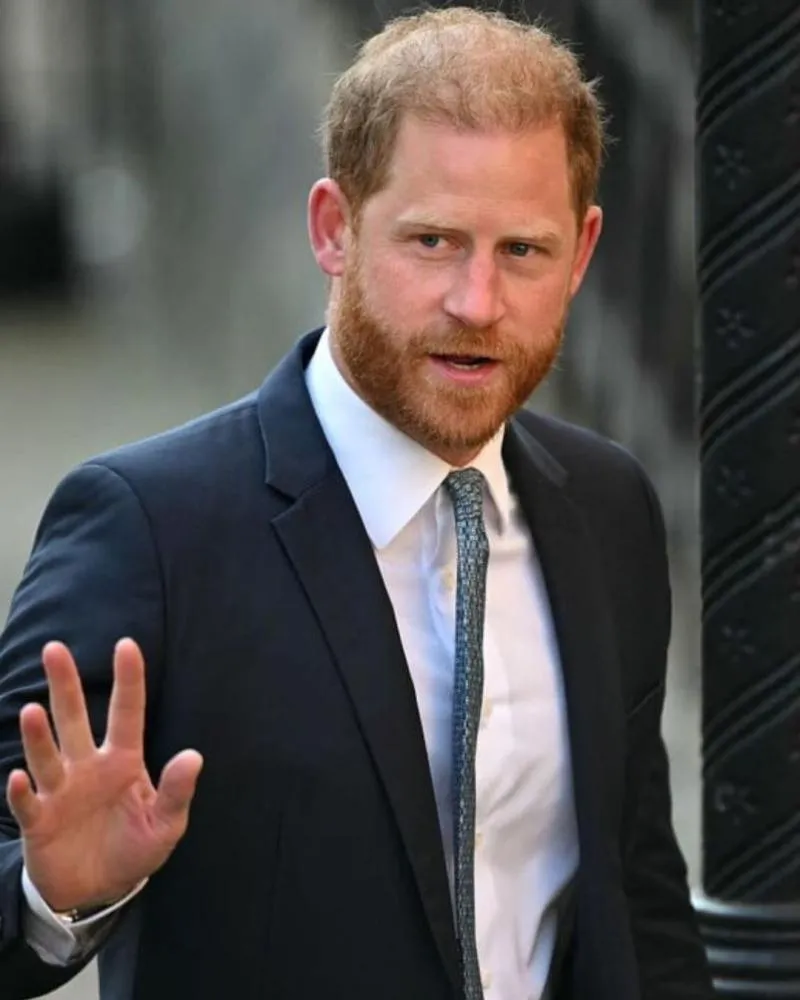 Após encontro com o pai, príncipe Harry quebra o silêncio; veja o que ele disse