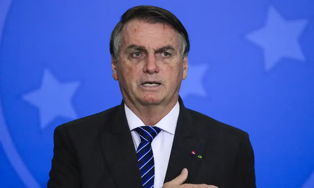 Defesa de Bolsonaro chama pena de excessiva e anuncia recursos no Brasil e no exterior