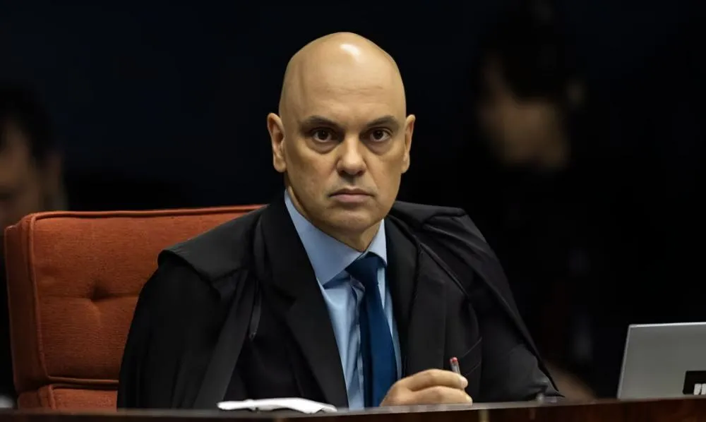 Entenda como Moraes usou Mauro Cid para mandar recado aos apoiadores da anistia