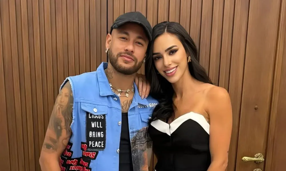 Presença de sogra na mansão irrita Neymar que 'se muda' após briga com Biancardi, afirma site