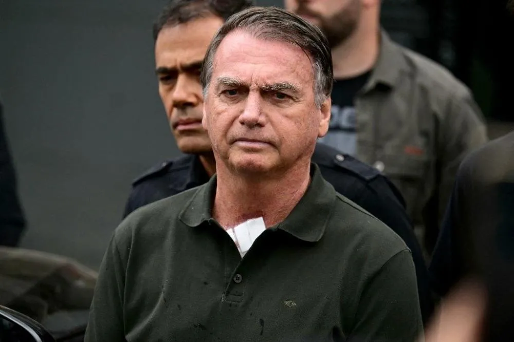 O que está acontecendo com Bolsonaro? Após visita aliado levanta preocupação