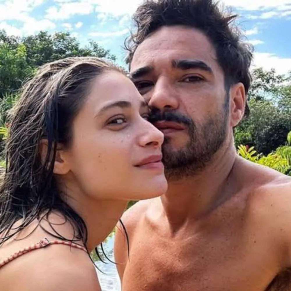 Caiu Blat chora em entrevista ao falar do fim de seu casamento com Luisa Arraes: “É um buraco muito grande” 