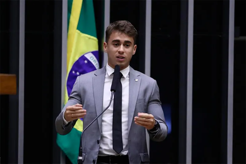 Nikolas Ferreira critica diferença de tratamento em manifestações “Se fosse a direita, todos seriam investigados”
