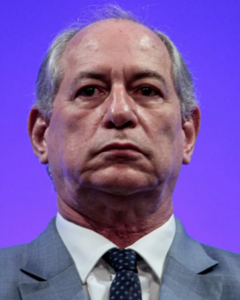 Ciro Gomes responsabiliza governador e ministro por tragédia em escola no Ceará