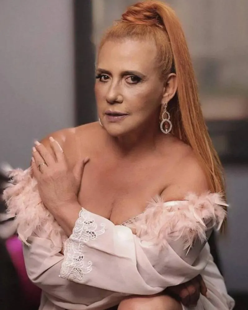 Rita Cadillac fala sobre golpista que usava seu nome e fotos para aplicar golpes