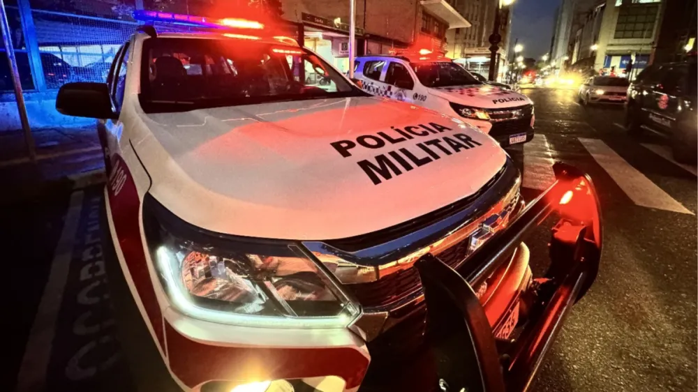 Criança de 9 anos esfaqueia e mata a mãe 