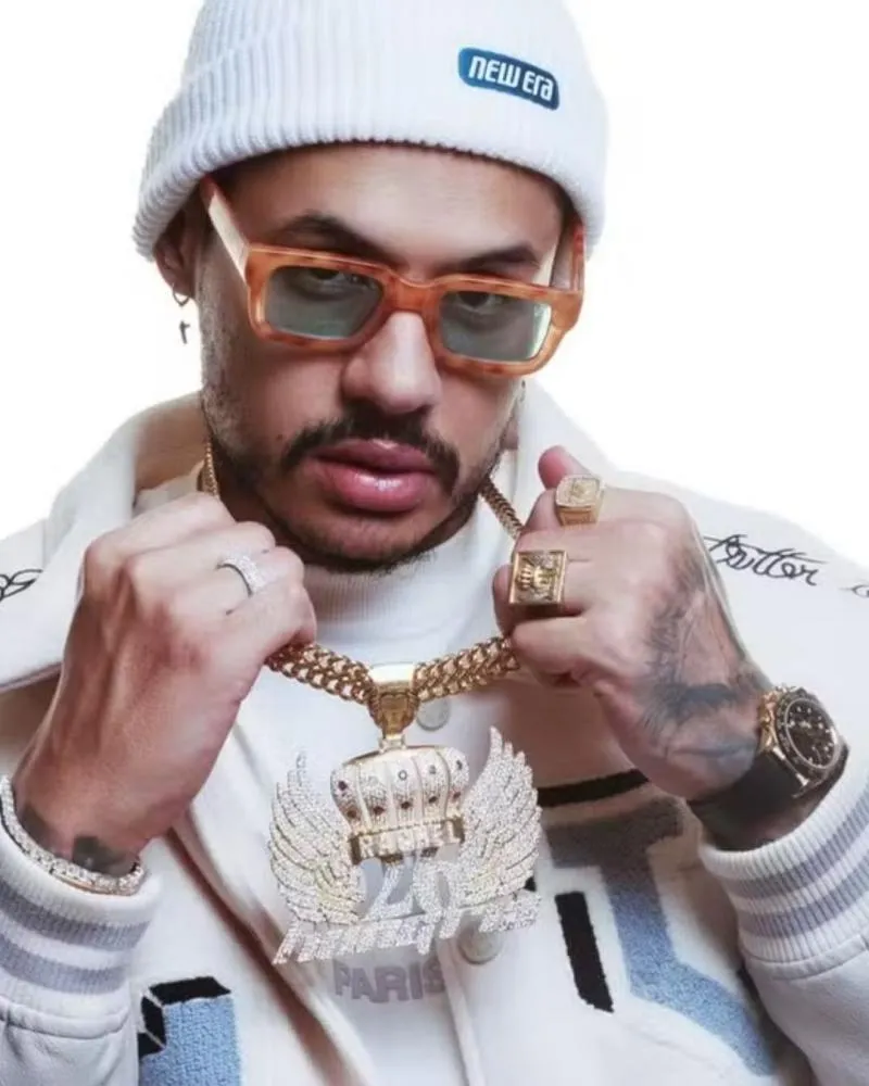 Rapper Hungria é internado em Brasília 