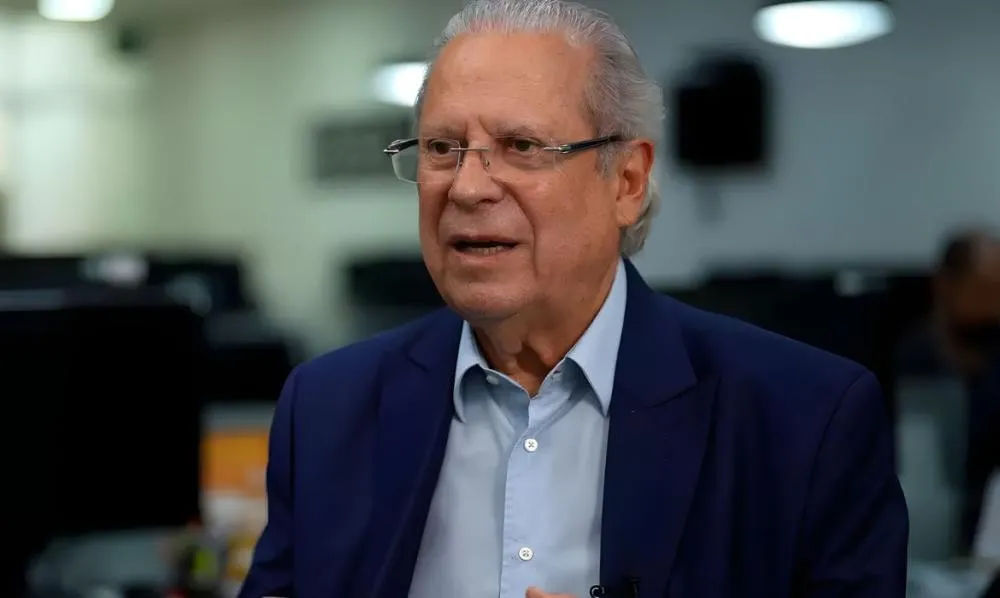 “Bolsonaro não tem condições de ir para uma prisão comum”, diz José Dirceu sobre condenação do ex-presidente