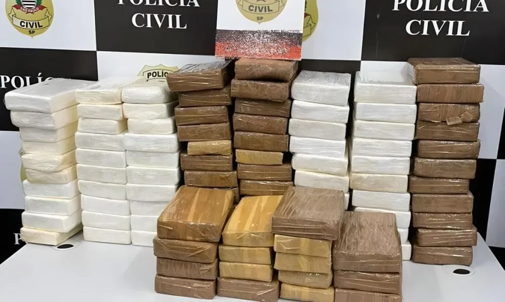 Polícia apreende montante de R$ 21 milhões em cocaína no interior de SP