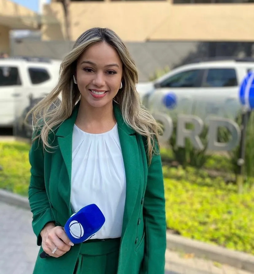 Repórter de famoso telejornal da Record é demitida após usar marca da emissora de forma indevida 