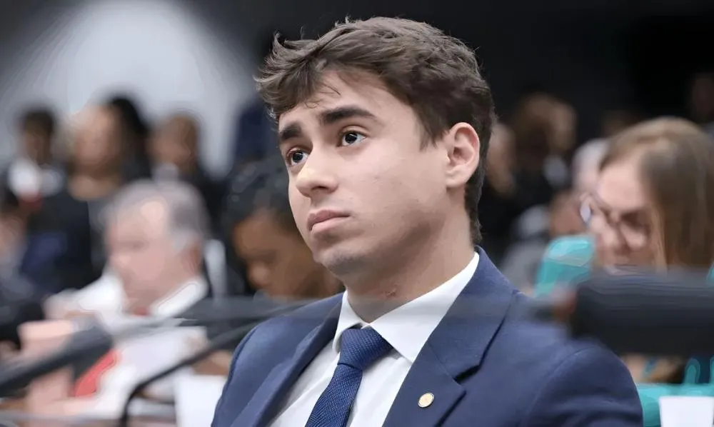 “Fiz campanha contra”, Nikolas Ferreira explica confusão após voto favorável ao governo