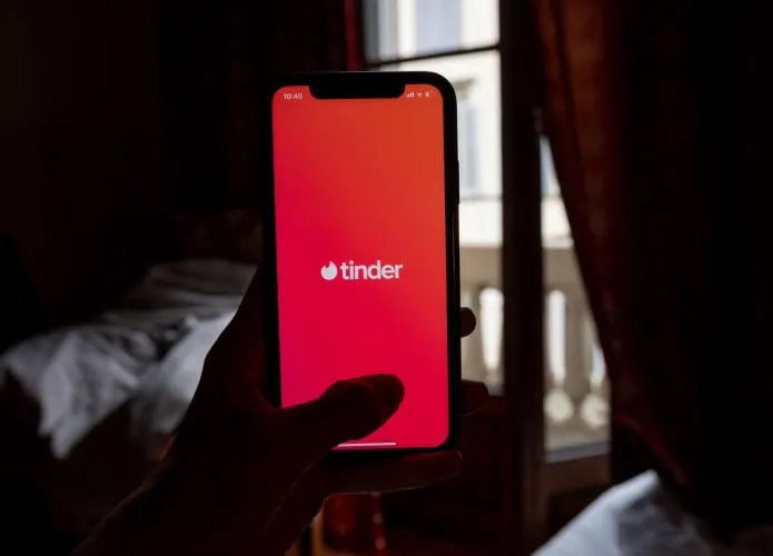 Mulher é acusada de envenenar quatro pessoas em SP e RJ; Tinder foi utilizado para atrair uma das vítimas
