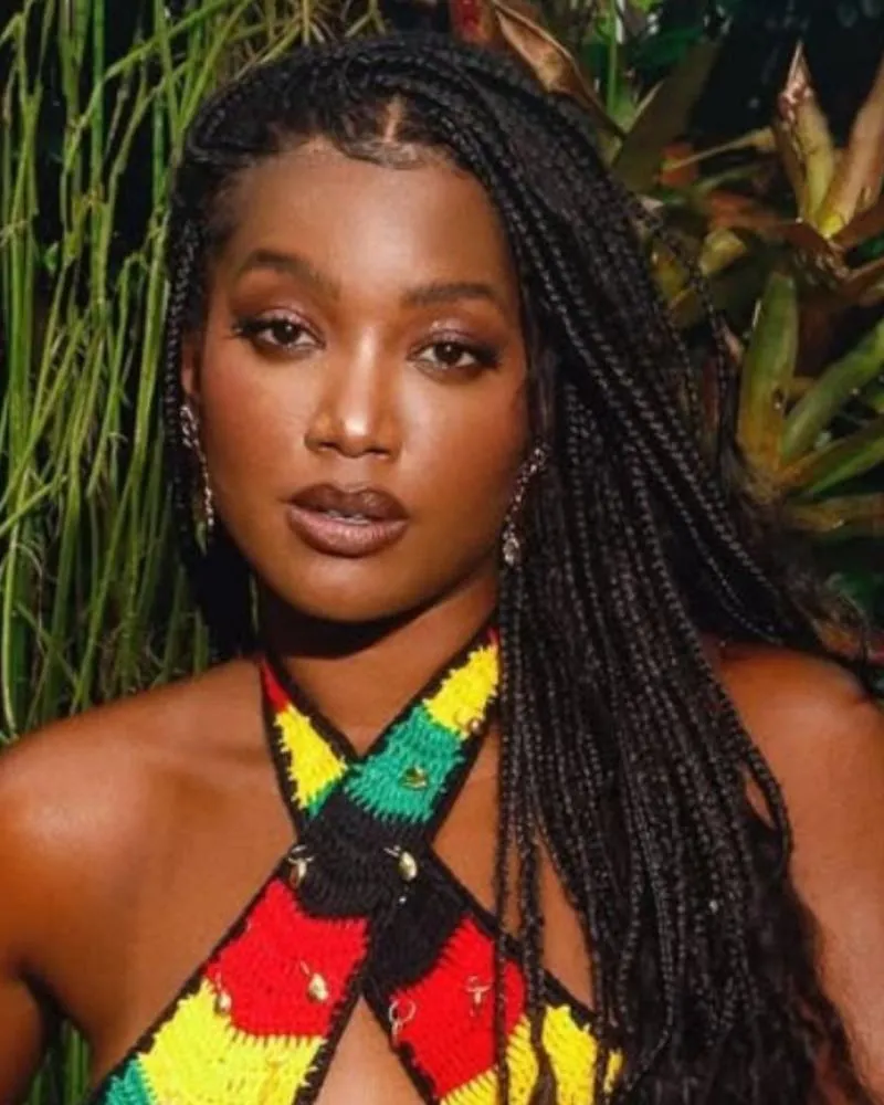 IZA é 'blindada' pela equipe e repórteres são proibidos de citar separação em eventos; diz jornalista