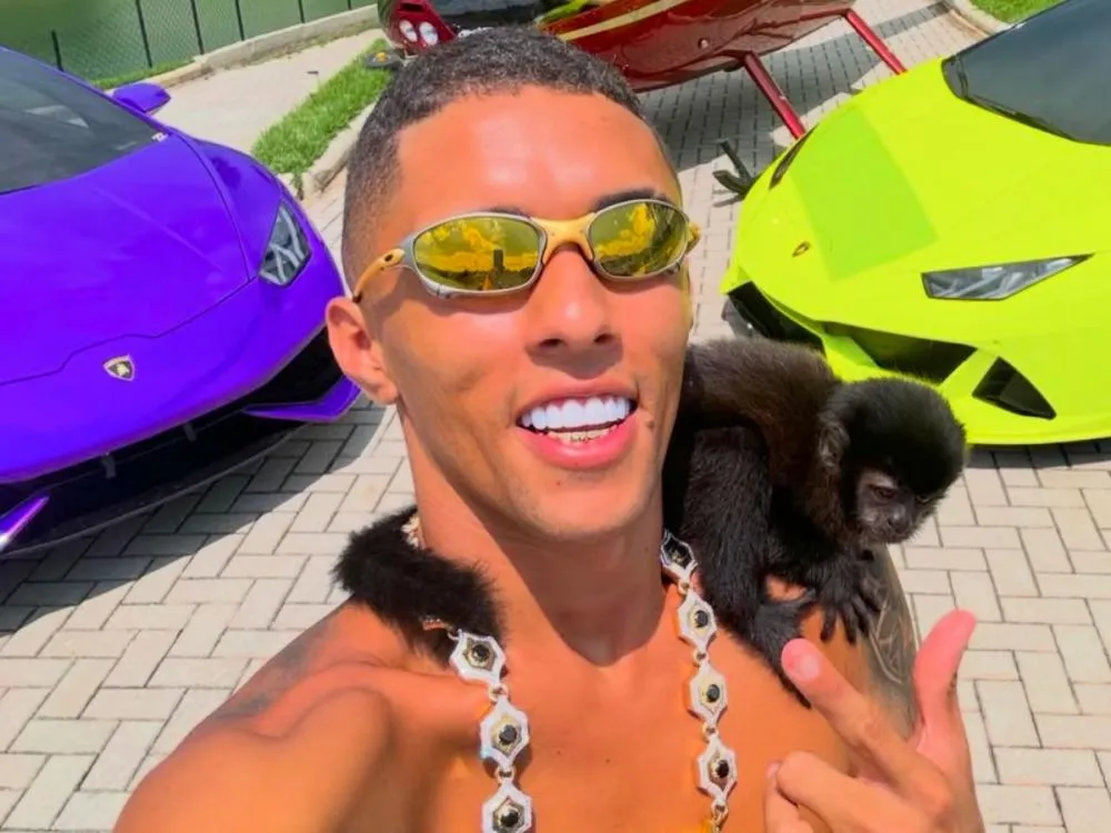 Quem é Buzeira, influencer com 15 milhões de seguidores preso pela PF