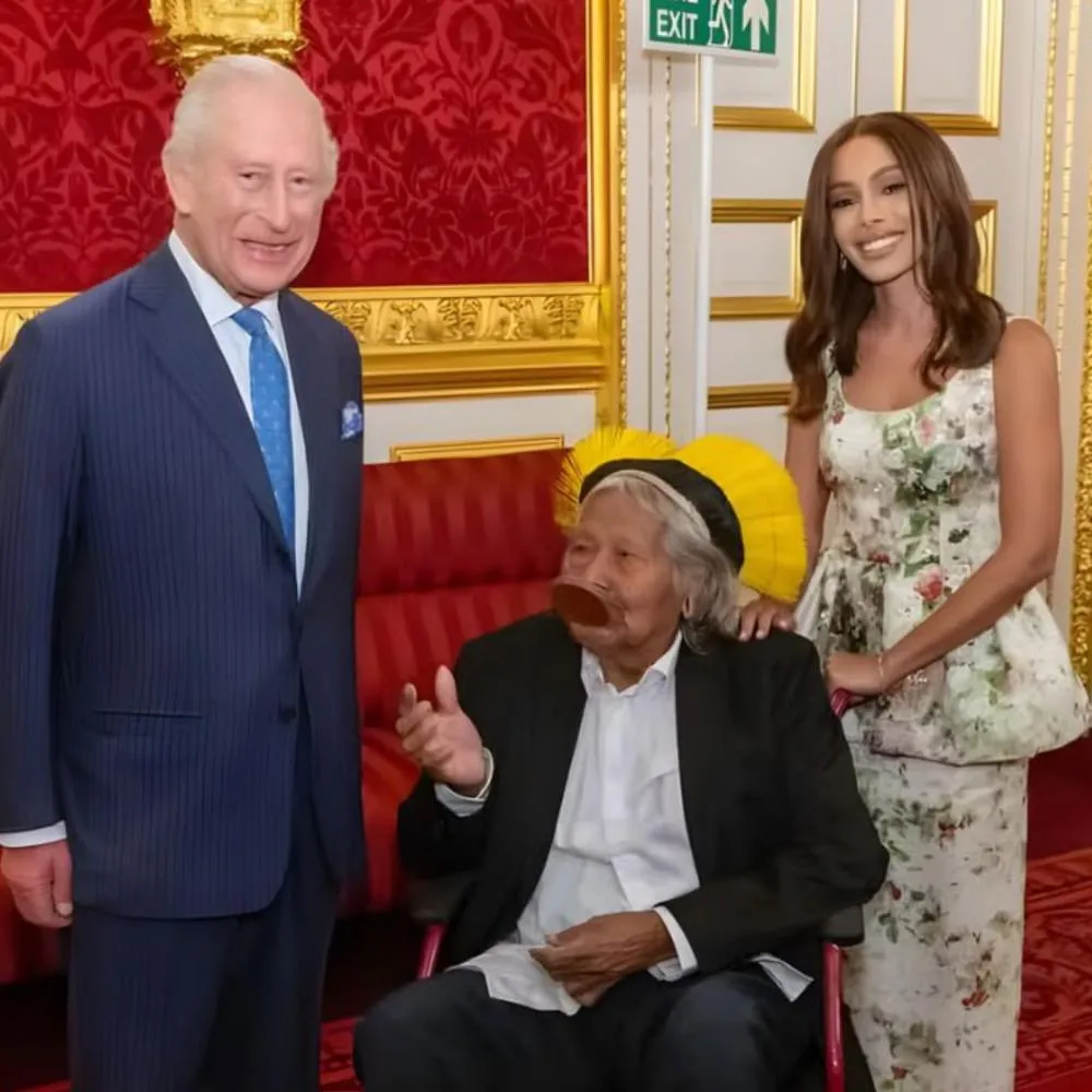 O que você diria para a Anitta se fosse o Rei Charles?