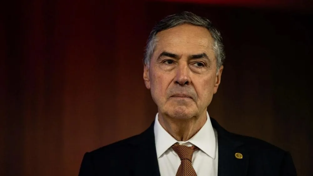 Antes da aposentadoria Barroso pede sessão no STF para retomar julgamento da 'Descriminalização do Aborto' 