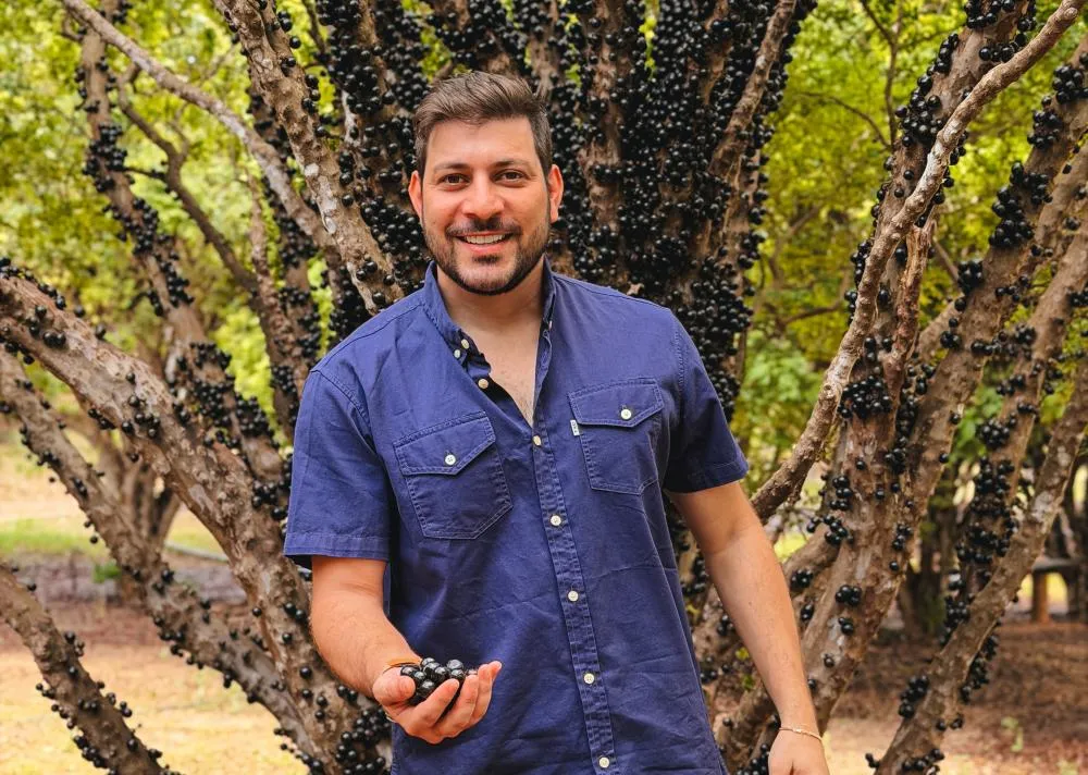 Ex-bbb Caio Afiune retoma com nova fase do projeto agro “Vida no Campo”.