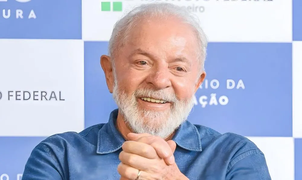 Superioridade brasileira? Lula sobe tom ao propor comércio sem dólar às vésperas de reunião com Trump