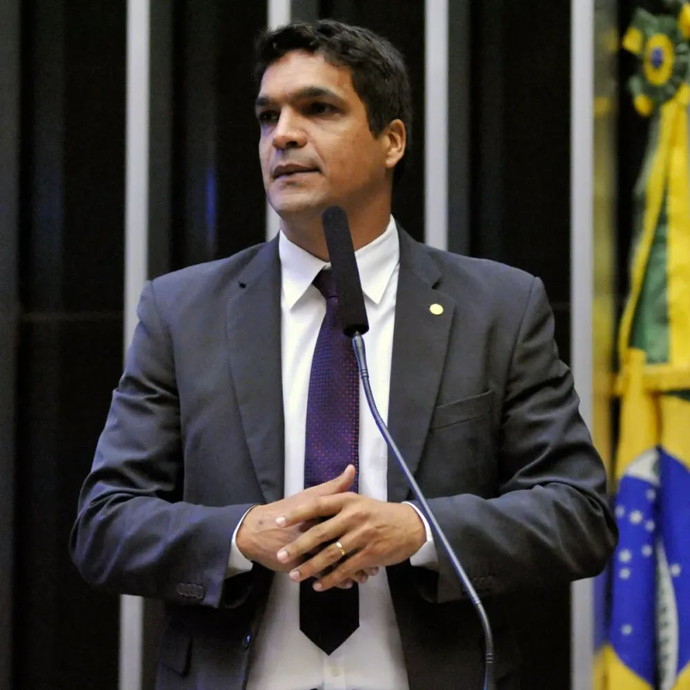 Cabo Daciolo anuncia pré-candidatura à Presidência em 2026 com promessa de mudar o país