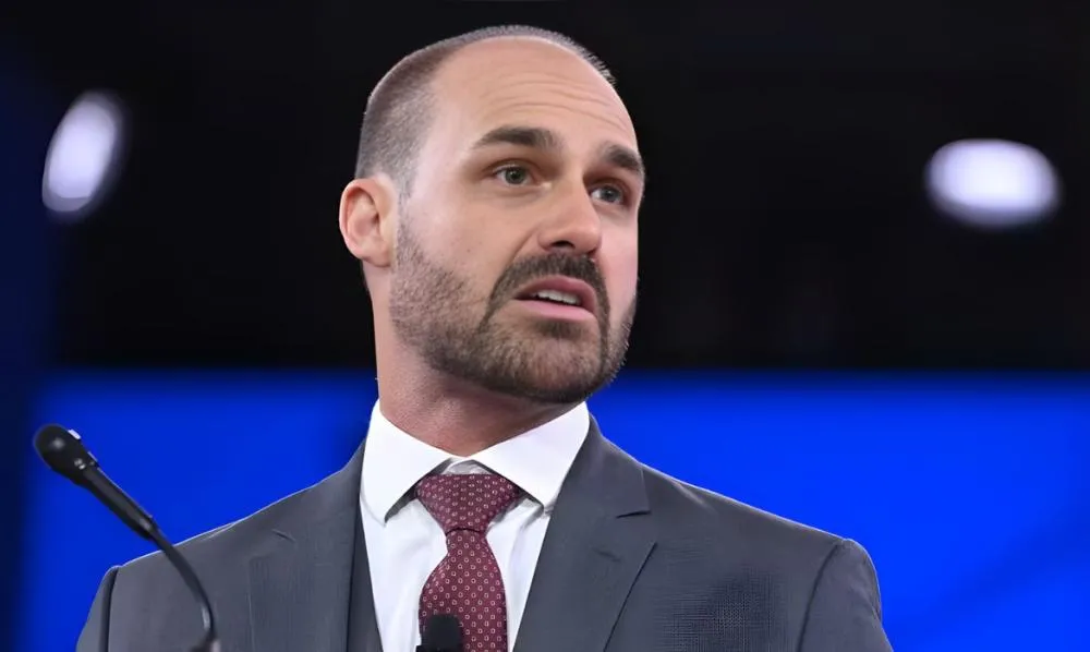 Eduardo Bolsonaro se irrita após rejeições a sua candidatura à presidência: “Imprudente”. Você votaria nele?