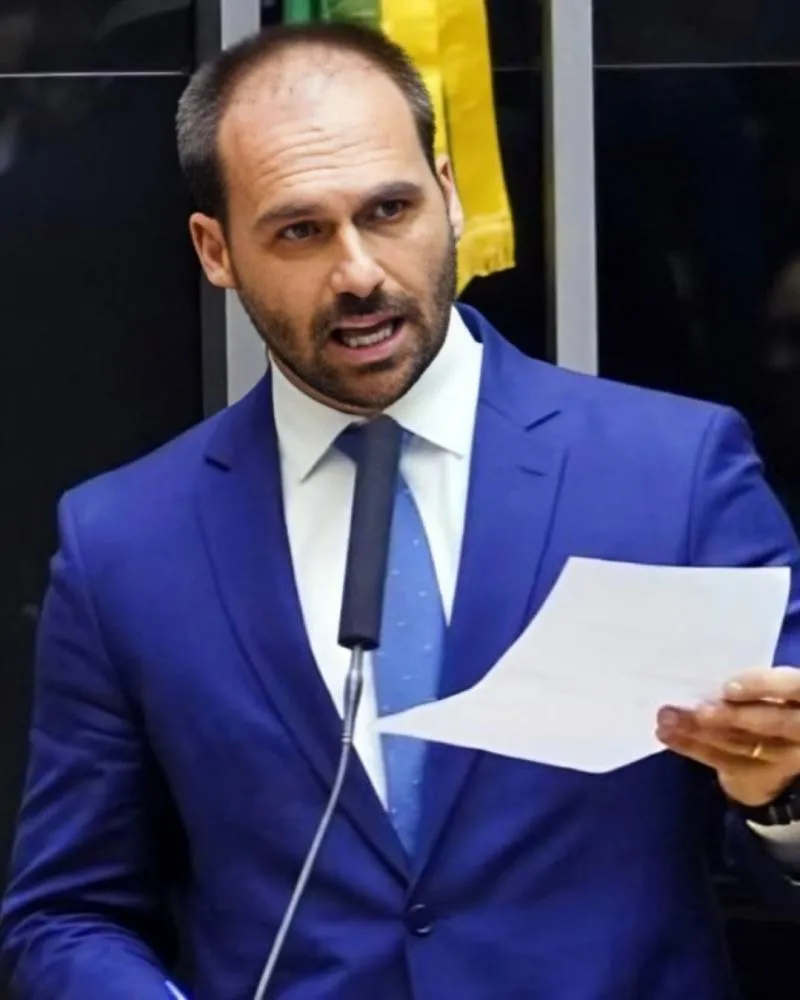 Eduardo Bolsonaro se manifesta sobre disputa pelo Senado em SC: “Bolsonarista não se importa com partido”