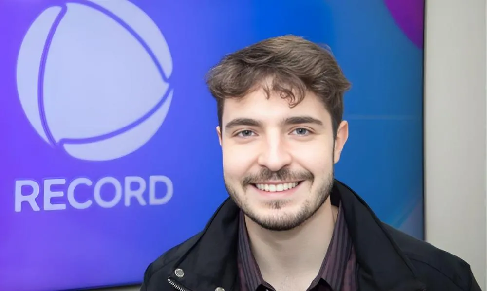 Seguindo os passos do pai: Filho de Gugu Liberato estreia em novo reality no “Domingo Espetacular”