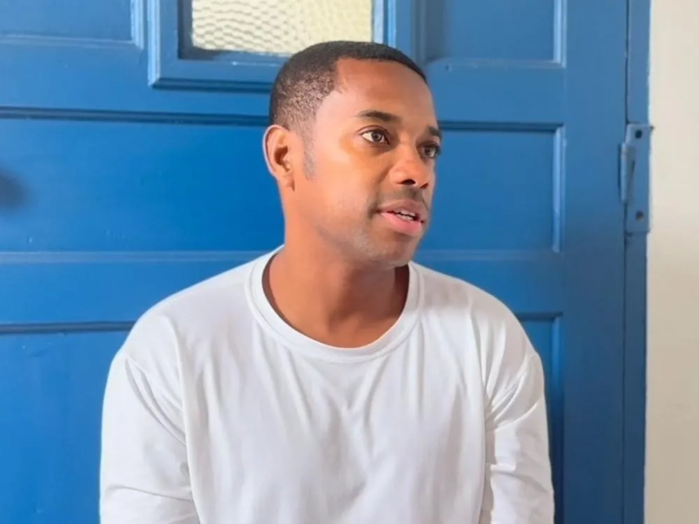 Robinho em audiência com a juíza Sueli Zeraik. Foto: Reprodução 