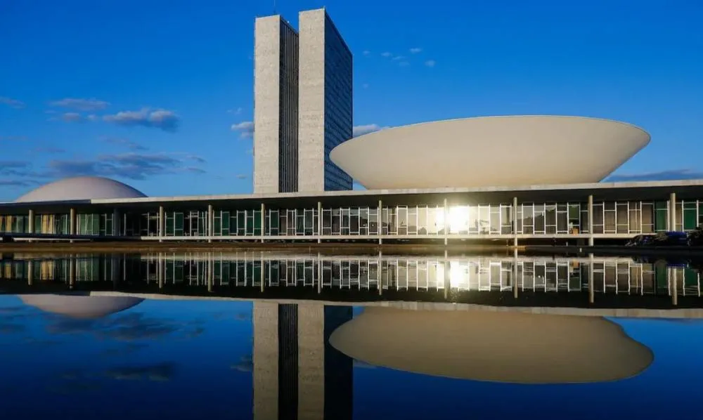 Projeto que pode tornar a isenção do IR definitiva é aprovada no Congresso
