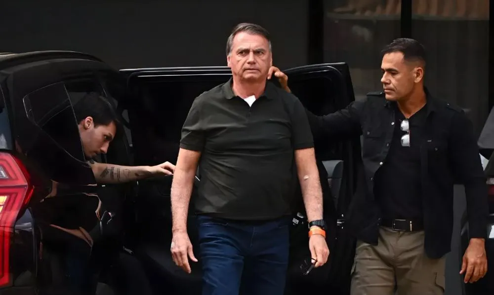 Moraes rejeita pedido de avaliação médica de Bolsonaro às vésperas de uma possível ordem de prisão