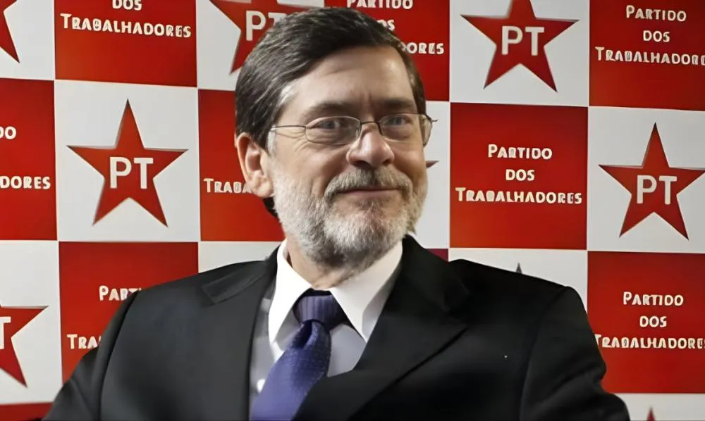 Quem é Paulo Frateschi, deputado e um dos fundadores do PT morto a facadas pelo próprio filho