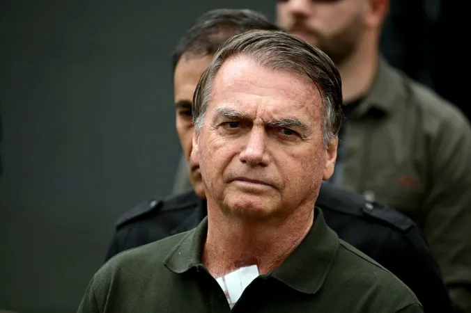 Moraes rejeita pedido do governo do DF para avaliação médica de Bolsonaro; entenda o caso