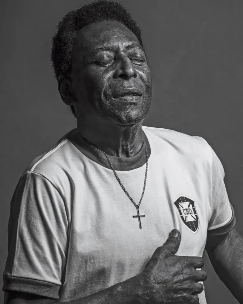 Justiça determina penhora de apartamentos deixados por Pelé em Santos; entenda