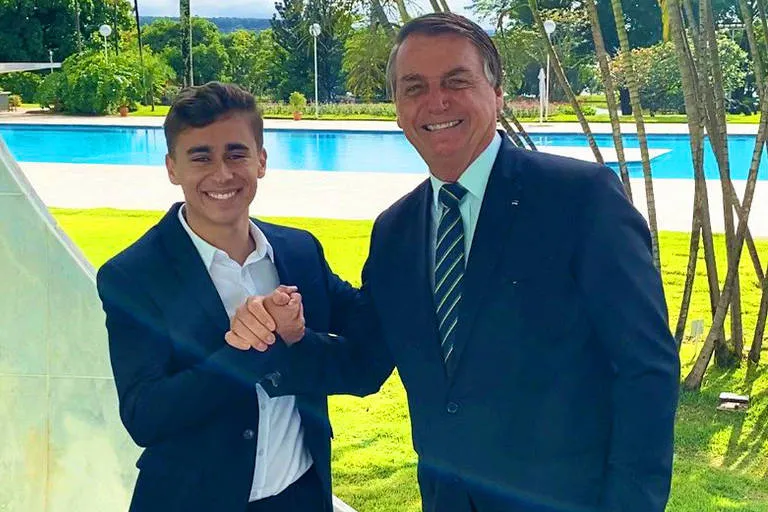 Criticado por aliados, Nikolas Ferreira diz sentir “mó saudade” de Bolsonaro