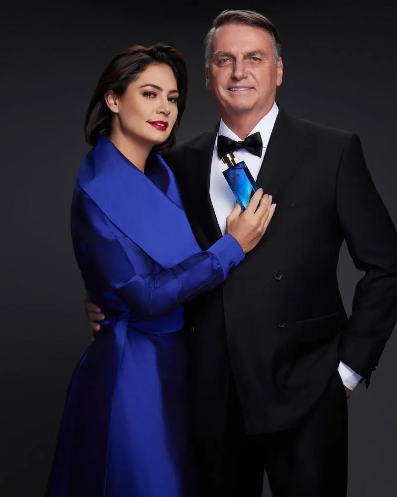 Em evento no Paraná, Michelle Bolsonaro defende “submissão saudável da esposa ao marido”