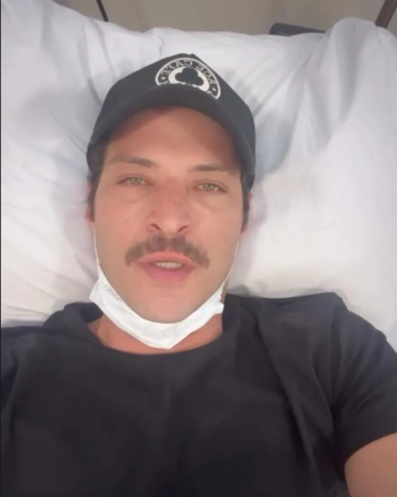 Leandro Lima é internado após ingerir gasolina; ator tentava transferir combustível de moto para fusca