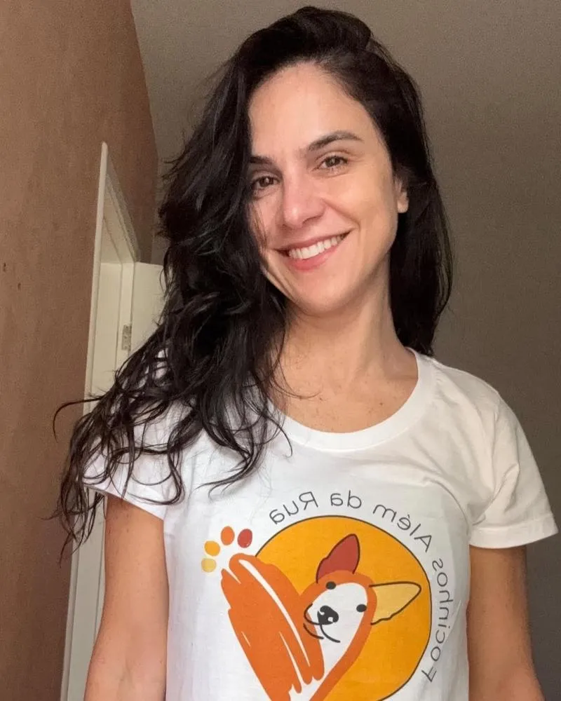 Namorada de Fábio Porchat sofre tentativa de assalto e termina ferida: “Tem sangue no meu casaco”