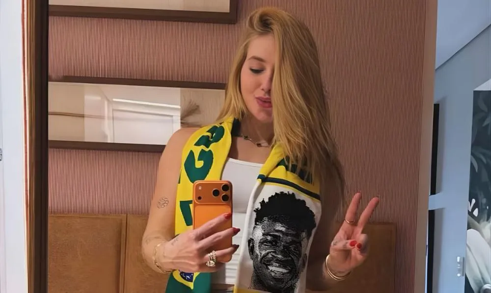 Virgínia ganha presente personalizado de Vini Jr. e declara: “Ele reclama, mas gosta”