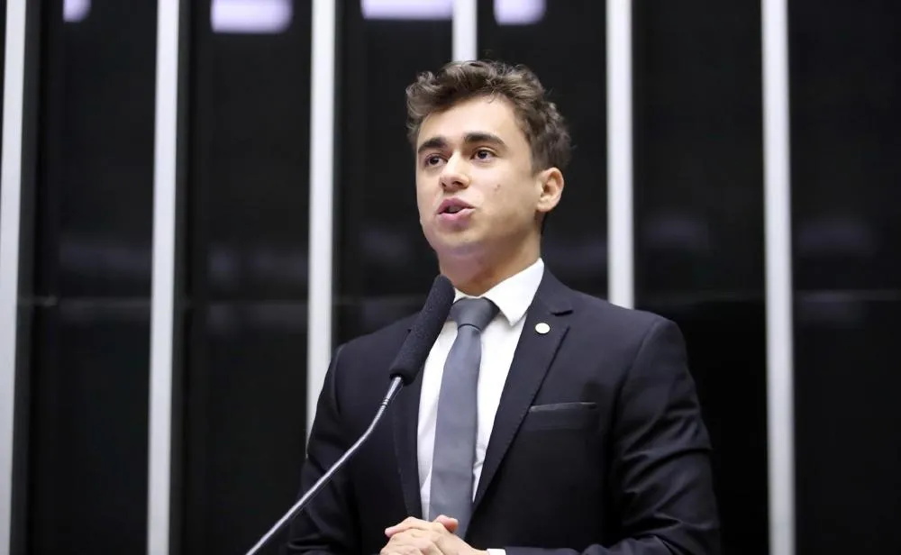 Condenado a pagar R$ 40 mil por chamar de “homem” mulher trans, Nikolas Ferreira se pronuncia
