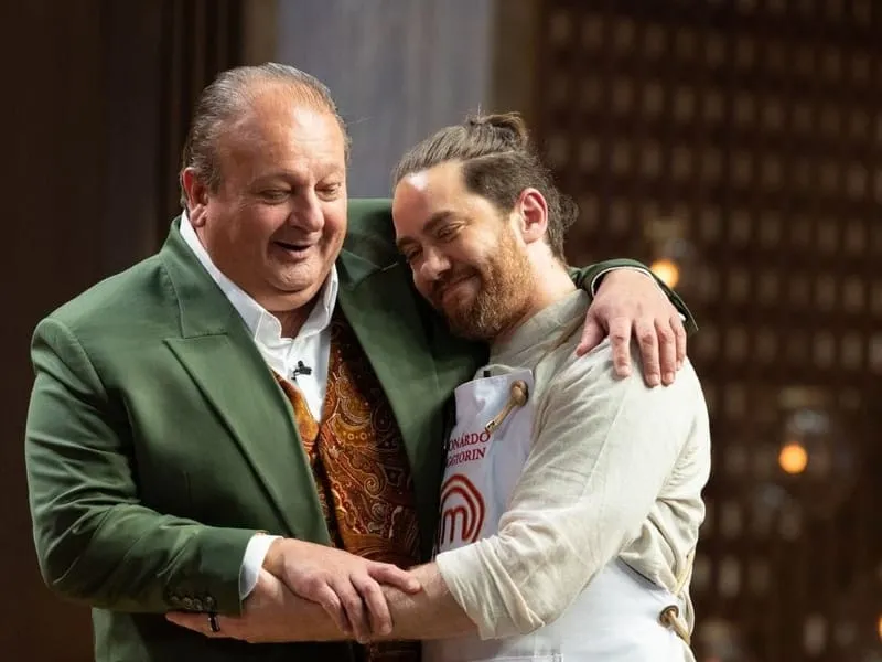 Insetos e um erro decisivo: tudo o que marcou a noite de eliminação de Leonardo Miggiorin no MasterChef Celebridades