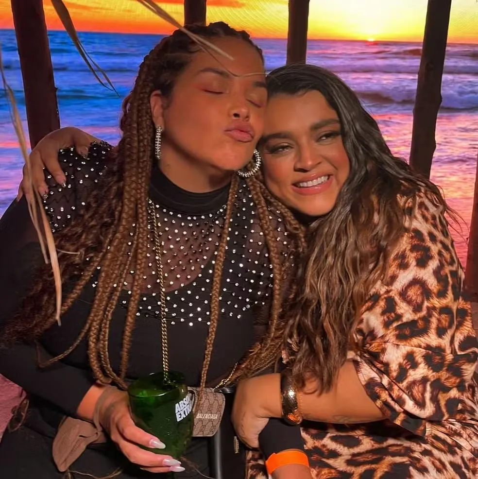 Amiga de Preta Gil se revolta com publicação sobre ex da cantora e dispara “Verme”