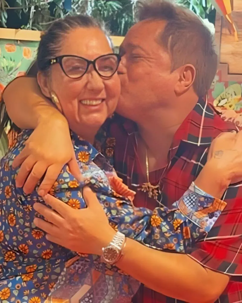 Mãe de Virginia presta apoio a Leonardo após internação do cantor: “Léo é uma rocha”