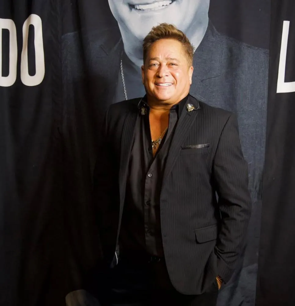 Leonardo tem alta hospitalar e brinca: 'Não foi dessa vez, não'