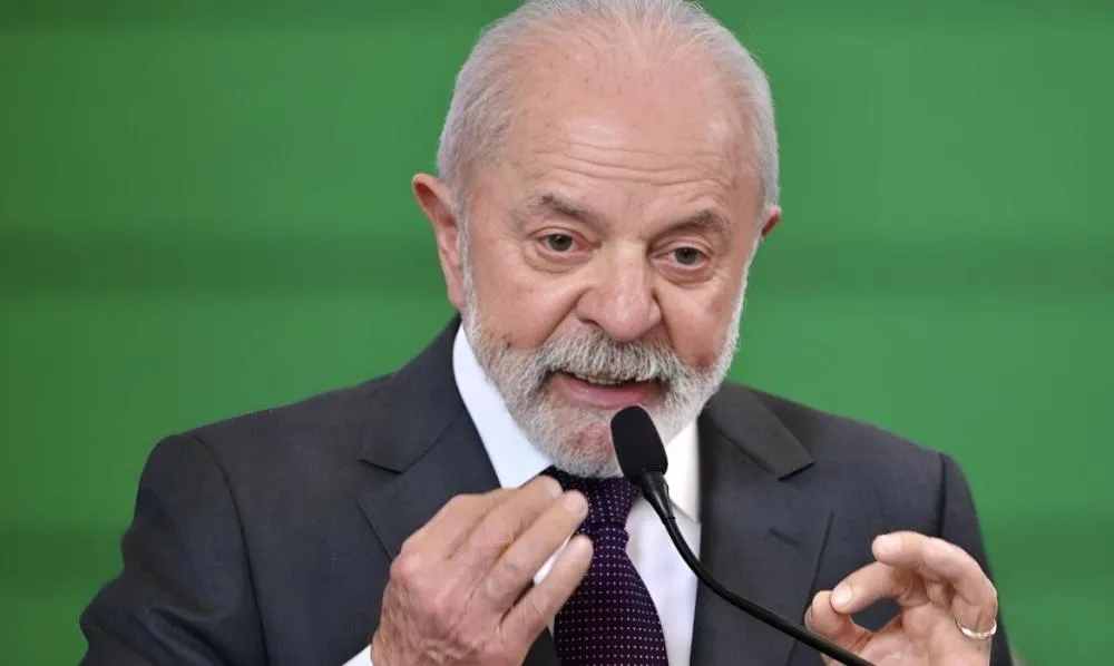 Pesquisa aponta que reprovação do governo Lula chega a 62%