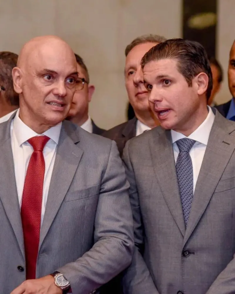 Decisão de Alexandre de Moraes sobre Carla Zambelli intensifica crise entre Poderes; entenda