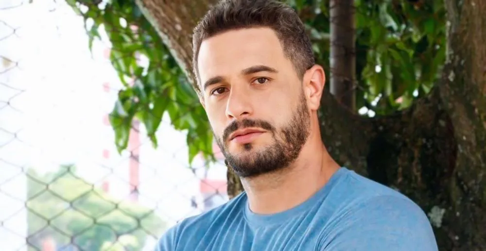 Ex-bbb Daniel Fontes aponta que “era do cancelamento” enfraqueceu o jogo e comenta como está sua vida fora do Brasil