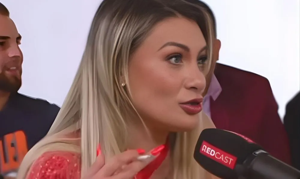 Andressa Urach critica hipocrisia cristã em podcast: “Vi Deus mais no puteiro do que nas igrejas”